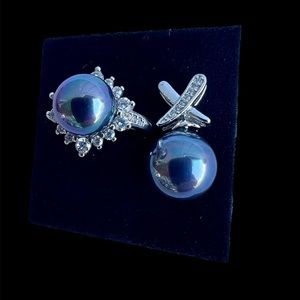 Pre-Loved Peacock Color Faux Pearl Ring & Pendant